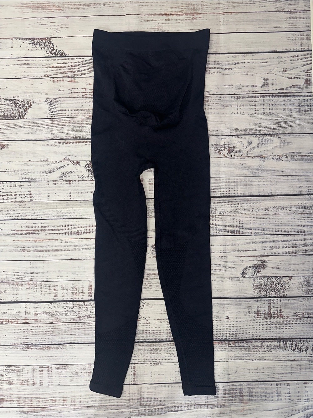 NUX Black Seamless Maternity Leggings Sz. S NWOT